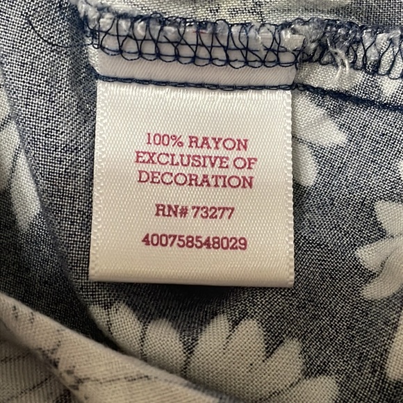 •SO•NAVY/WHITE DIASY, FRONT CHEST CRISSCROSS STRAPS & SMOCKED BACK DETAIL SMALL - Picture 9 of 11